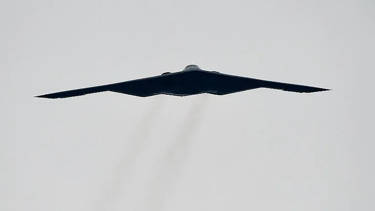 avion B2