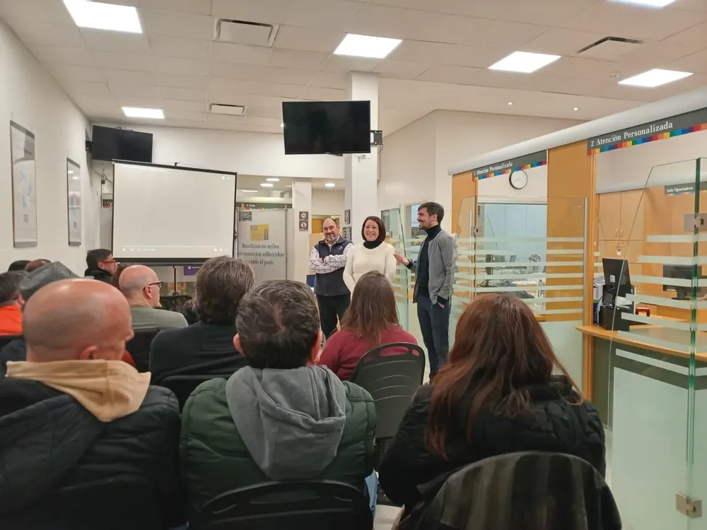 charla periodista credicoop