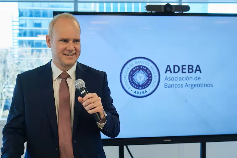javier-bolzico-titular-de-adeba