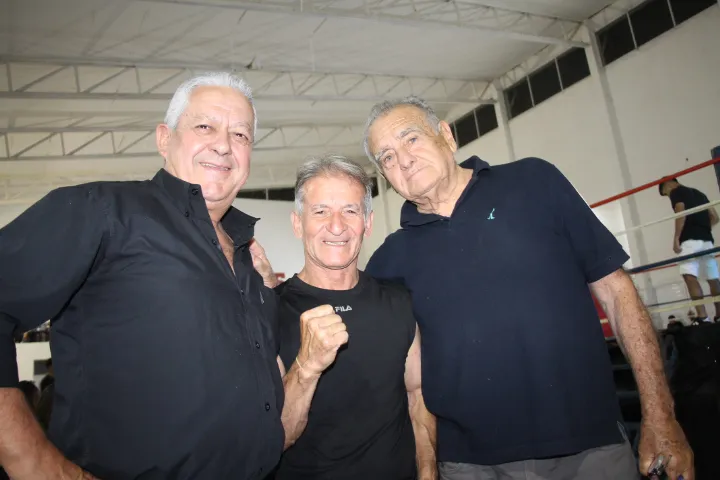 noche de puños (49)