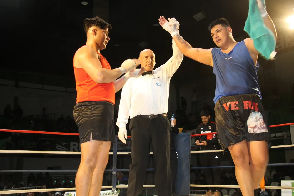 noche de guantes en el verde ( (16)