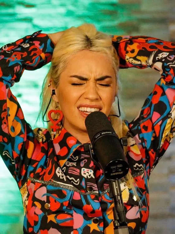 lali esposito
