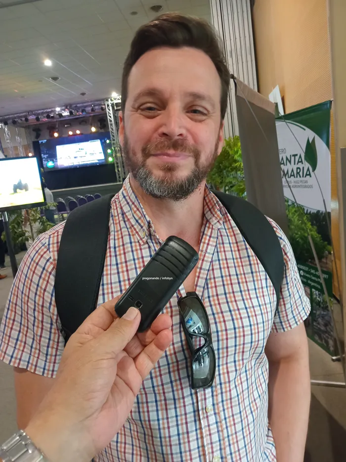 Javier Oberschelp inta