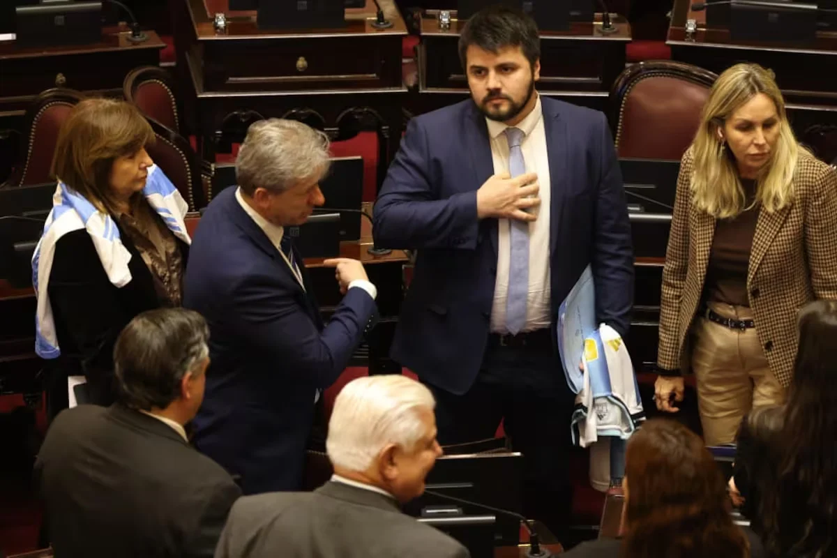 senadores