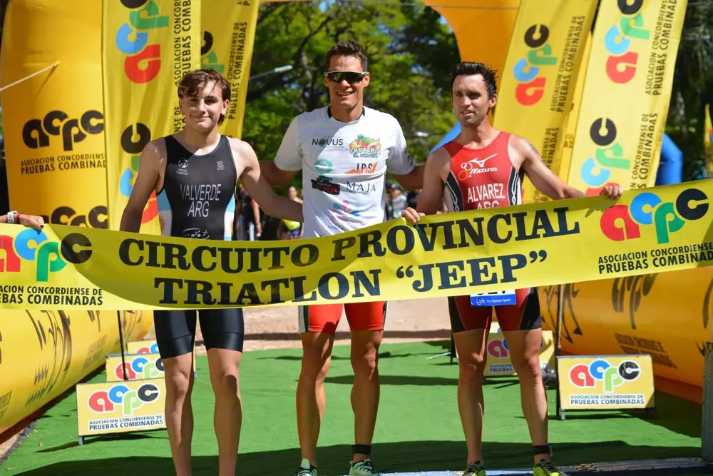 trialon varones
